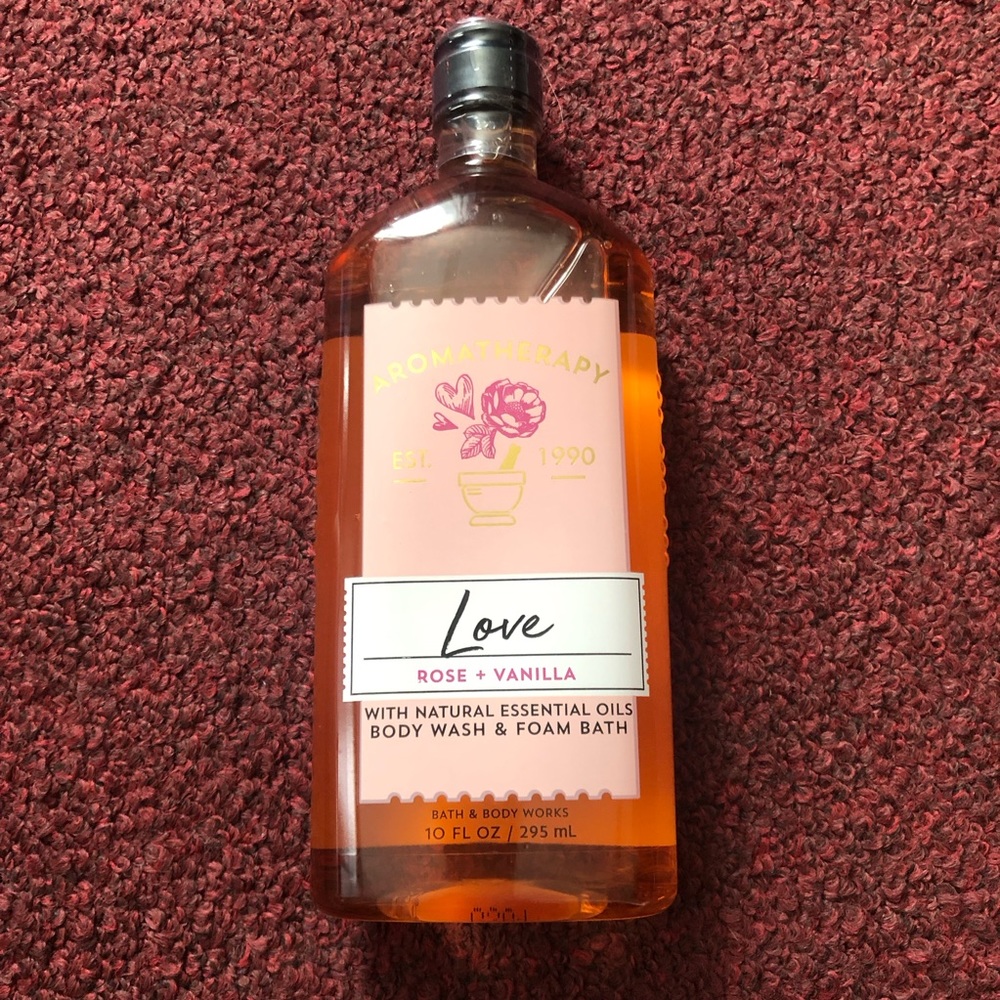Bath & Body Works aromatherapy love rose + vanilla body wash and foam bath